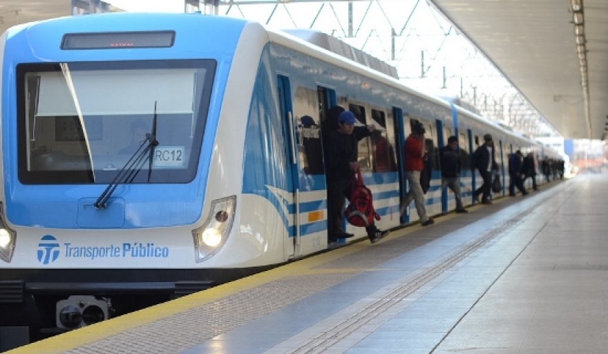 Trenes Argentinos sigue acéfala y el Gobierno comienza a tantear su privatización
