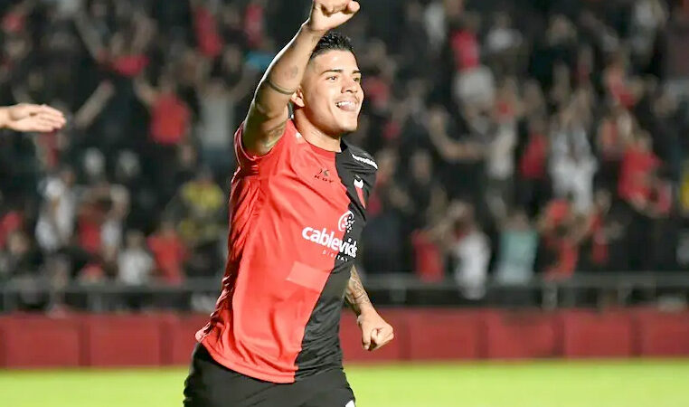 Titularidad y gol de Alexis Sabella para el triunfo de Colón ante Patronato