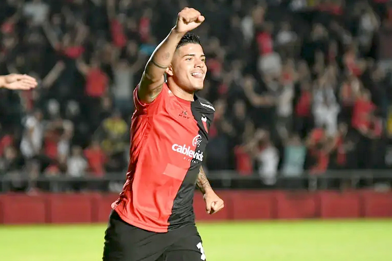 Titularidad y gol de Alexis Sabella para el triunfo de Colón ante Patronato