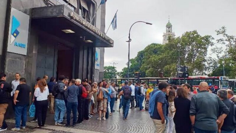 Sin previo aviso despiden a más de 100 empleados de Ferrocarriles Argentinos