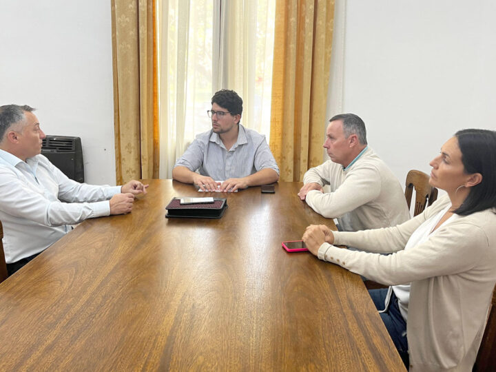Mittebach se reunió con el director de la DDI Junín y con la cúpula policial local