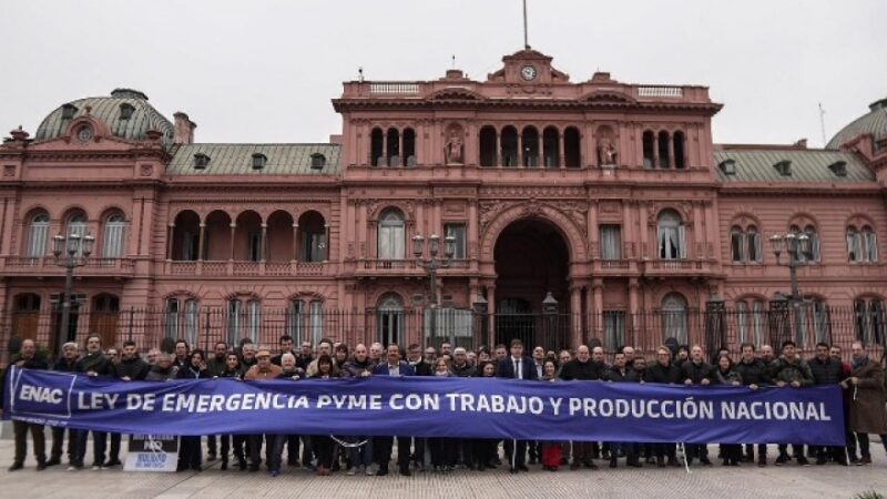 Empresarios nacionales piden Ley de Emergencia Pyme frente a la Casa Rosada