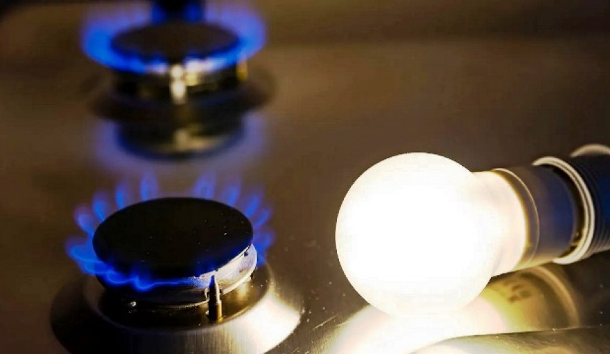 Ajustes de septiembre: la luz y el gas suben otro 4 por ciento y el agua 5 %