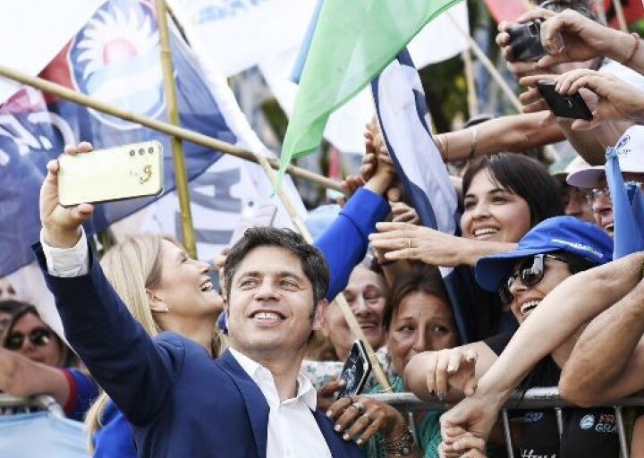 Kicillof en la Vuelta de Obligado reivindicó la soberanía argentina en todas sus facetas