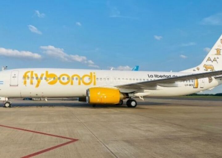 Multan a Flybondi con más de $300 millones por vuelos cancelados