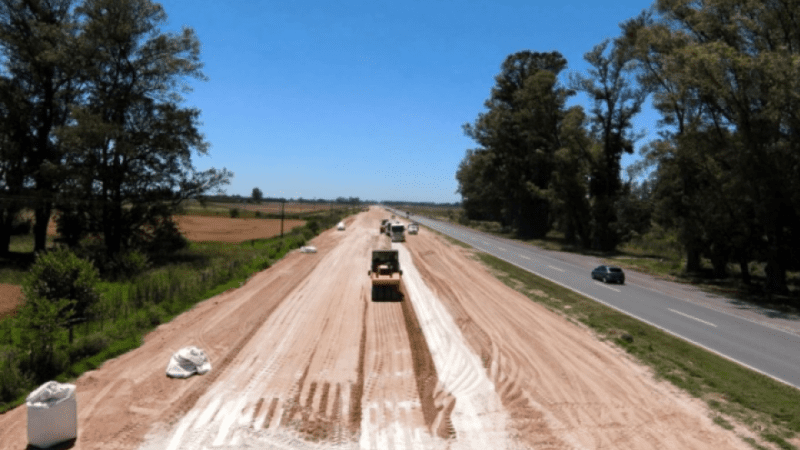 Tras reclamos de intendentes y Provincia retoman obras en Ruta 5 entre Mercedes y Suipacha