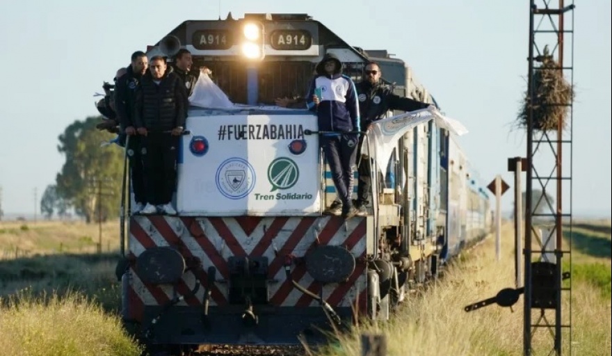 Con la llegada de donaciones y la asistencia de voluntarios la ciudad comienza a recuperarse