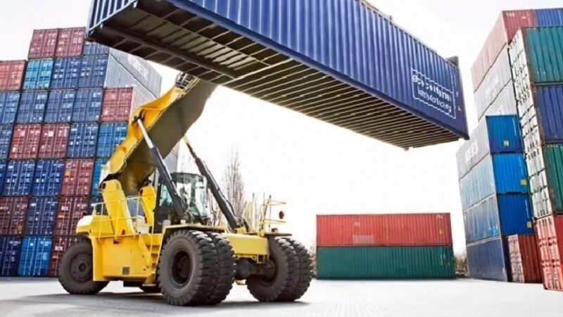 Empresarios argentinos preocupados por los nuevos aranceles de EE.UU.