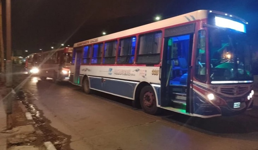 Sospechan que el ataque al chofer de colectivos de la línea 378 no fue un robo al azar