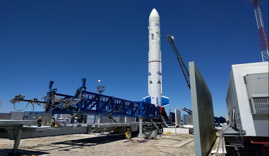 Recorte en el sector aeroespacial: anuncian despidos en VENG SA un viernes por la noche
