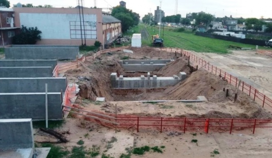 Se cumple año y medio de paralización de la obra pública que dividió a Junín en dos