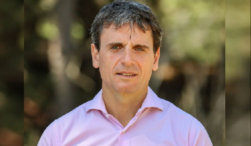Renuncia secretario de Turismo para postularse como opositor al actual intendente