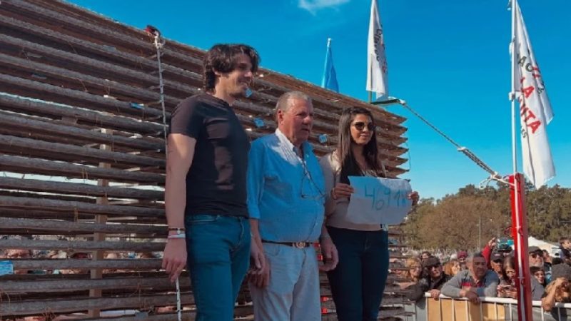 San Andrés de Giles hizo historia con el salame más largo de Argentina: 469,18 metros
